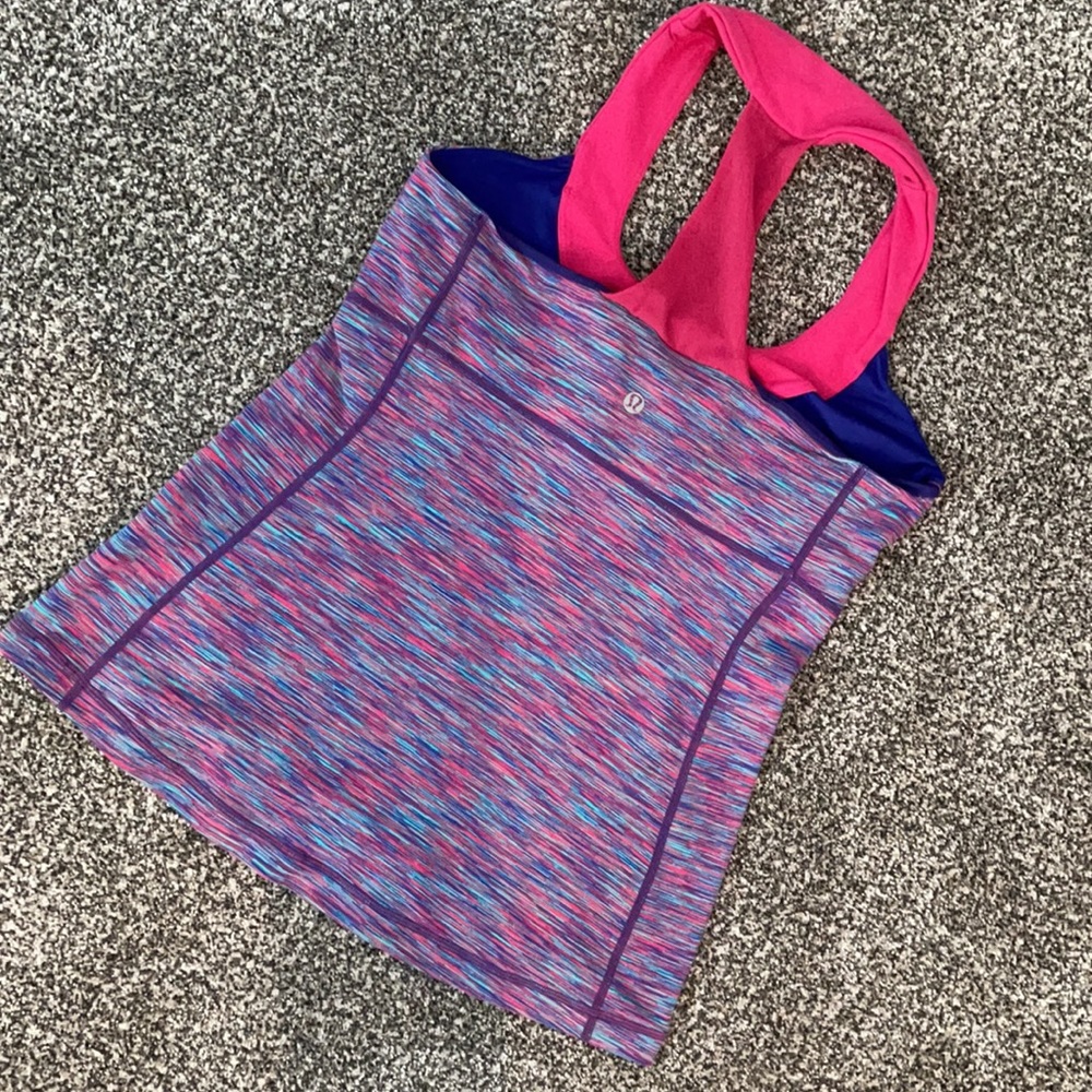 Lululemon tank top scoop neck - Picture 4 of 7